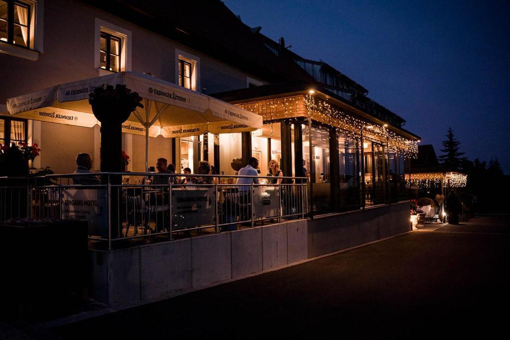 Rossano Boutique Hotel & Ristorante Sachsen bei Ansbach Экстерьер фото